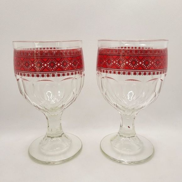Kings Crown Vintage Ukrainian Wine Goblets Set of 2 Glasses - Picture 2 of 15